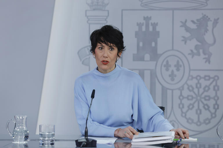 La ministra Elma Saiz durante la rueda de prensa posterior al Consejo de Ministros de este martes